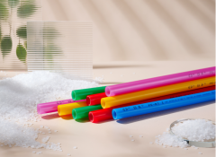 更正在无数家庭中传送着温暖